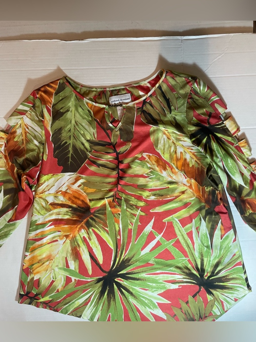 Alfred Dunner Tropical Leaf Tunic Keyhole Beaded Neck Cutout Sleeve Sz. Large - Picture 6 of 13